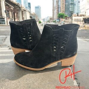 Paul green Vienna Chelsea Boot (Women) size 7.5 NWT